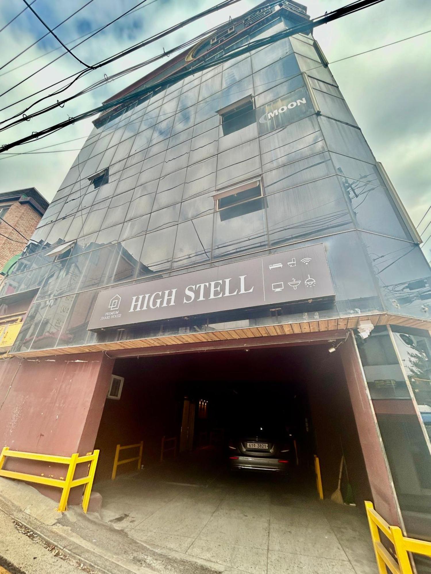 K Highstel Hotel *